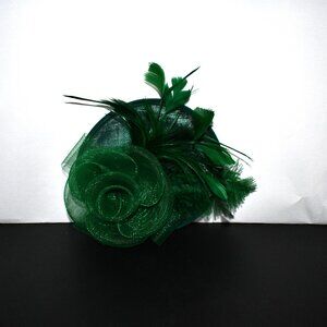 SAFERIN Fascinator Feathers Hat Veil Headband with Hair Clip – Green, NWT